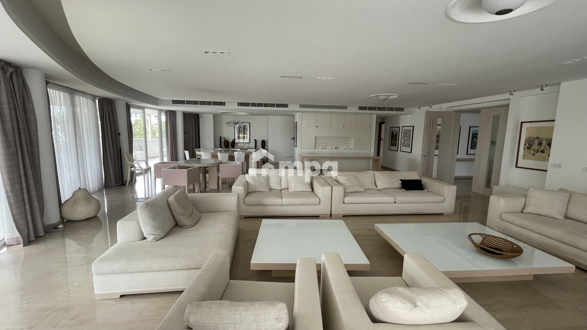 4 Bedroom Apartment