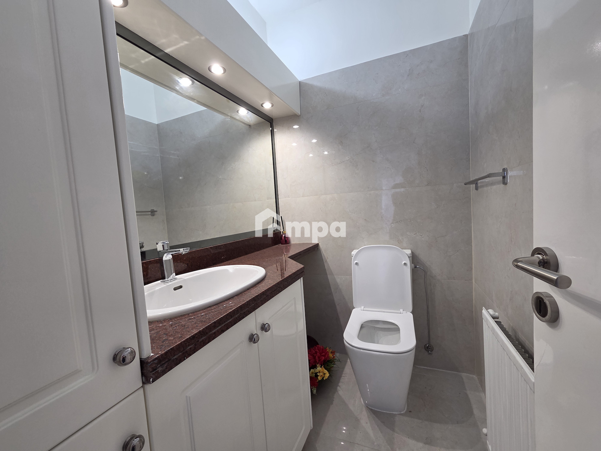 3 Bedroom Apartment