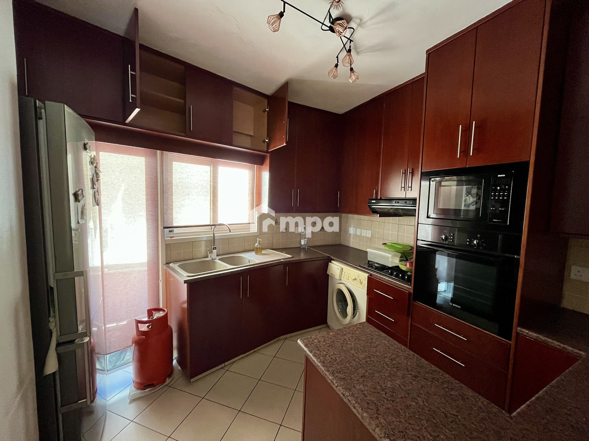 3 Bedroom Apartment
