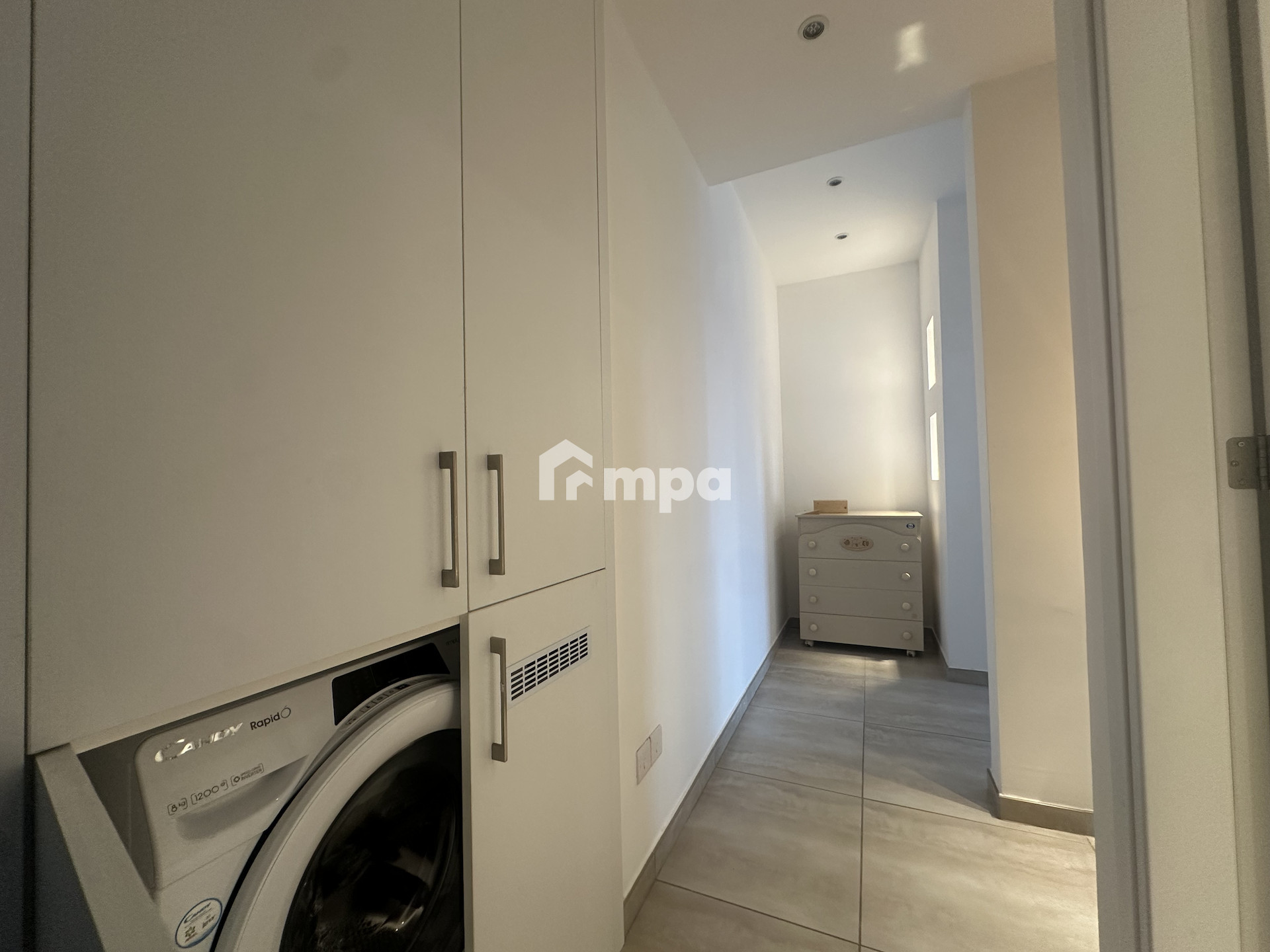 3 Bedroom Apartment