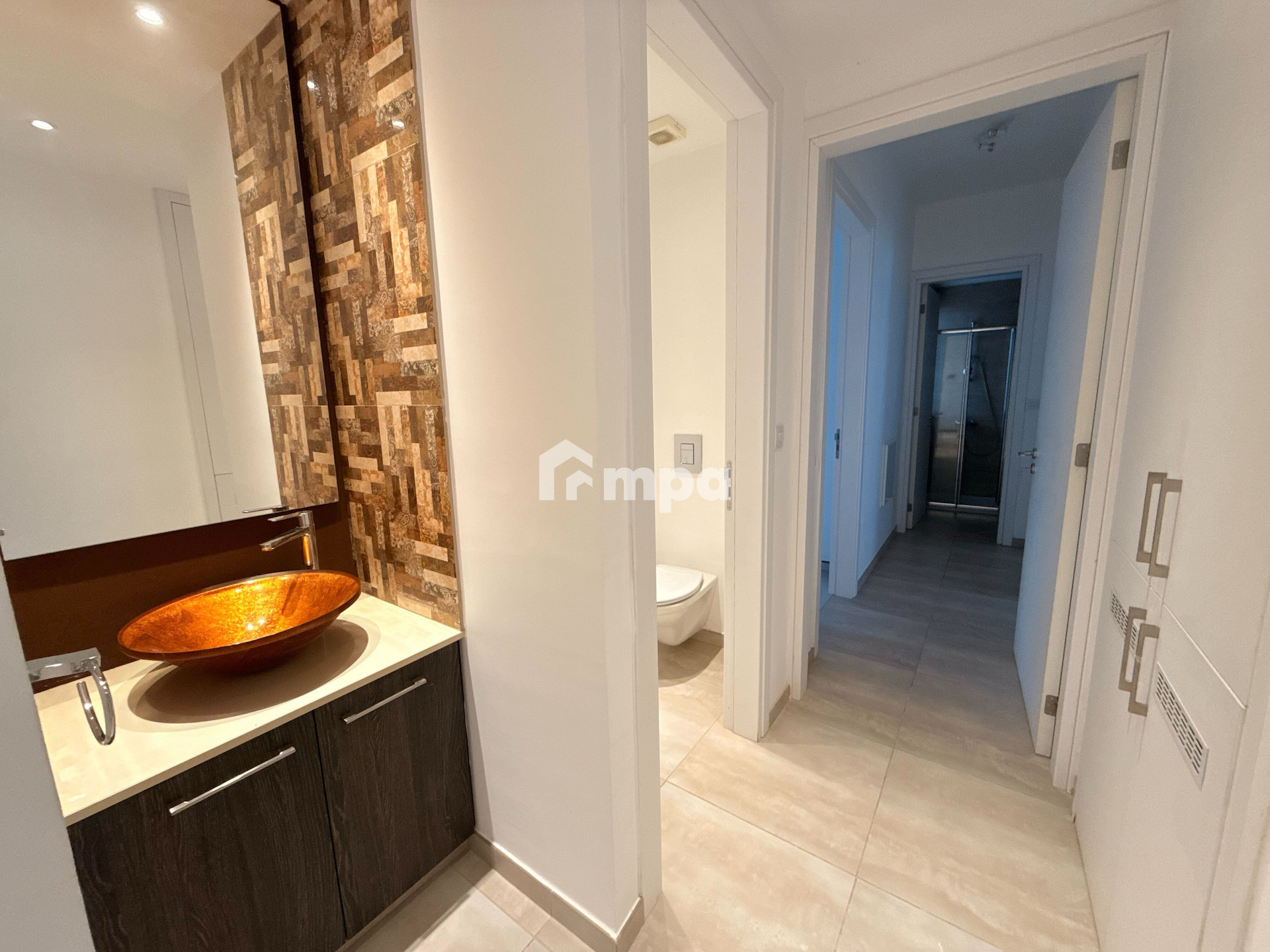 3 Bedroom Apartment