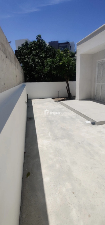 1 Bedroom House