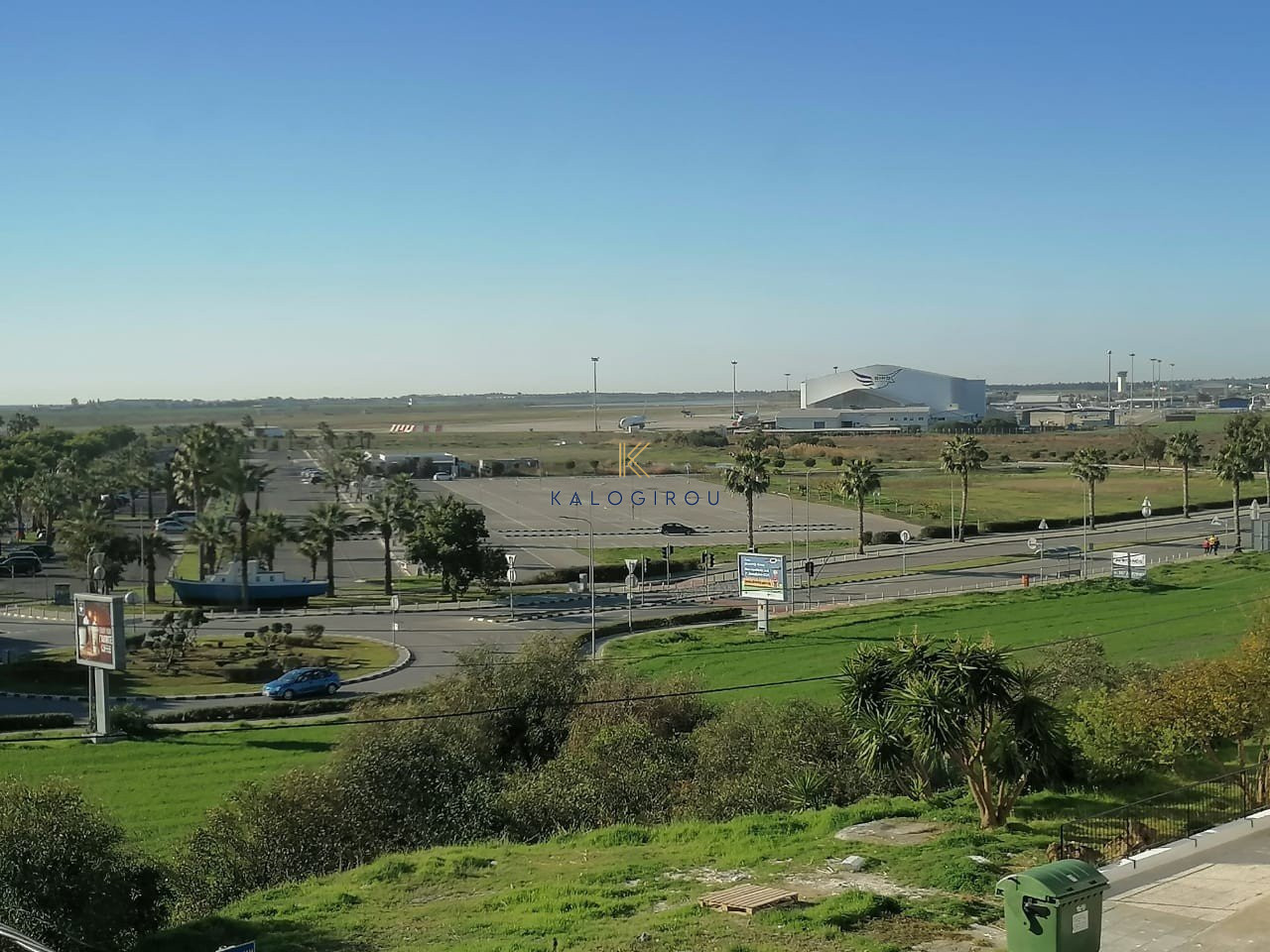 Exclusive, Modern, 2 Bedroom Apartment, with Panoramic Sea View, for Rent in the Sought after Makenzy Tourist area.