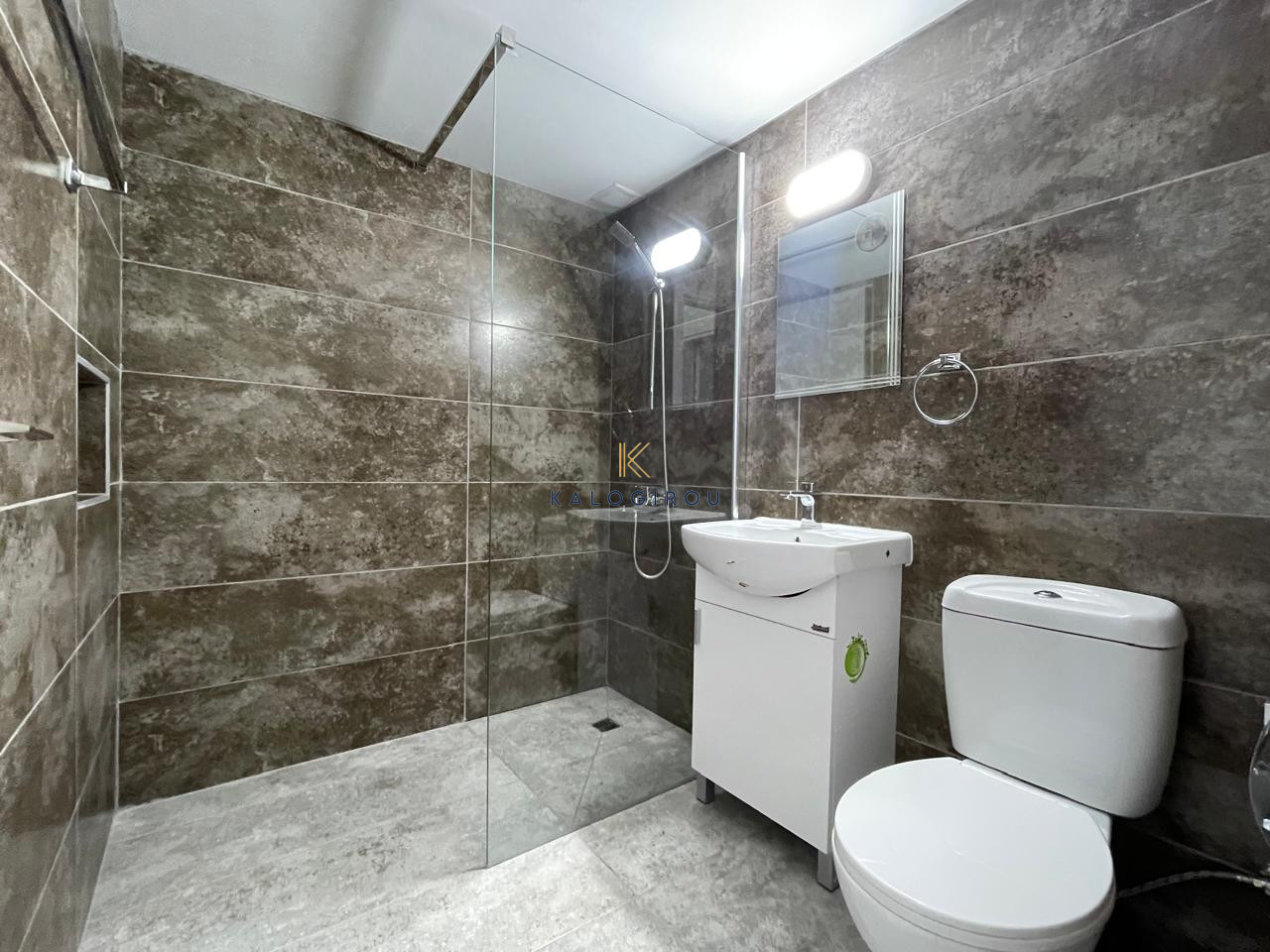 Renovated, Two-bedroom Apartment for rent in Makenzy