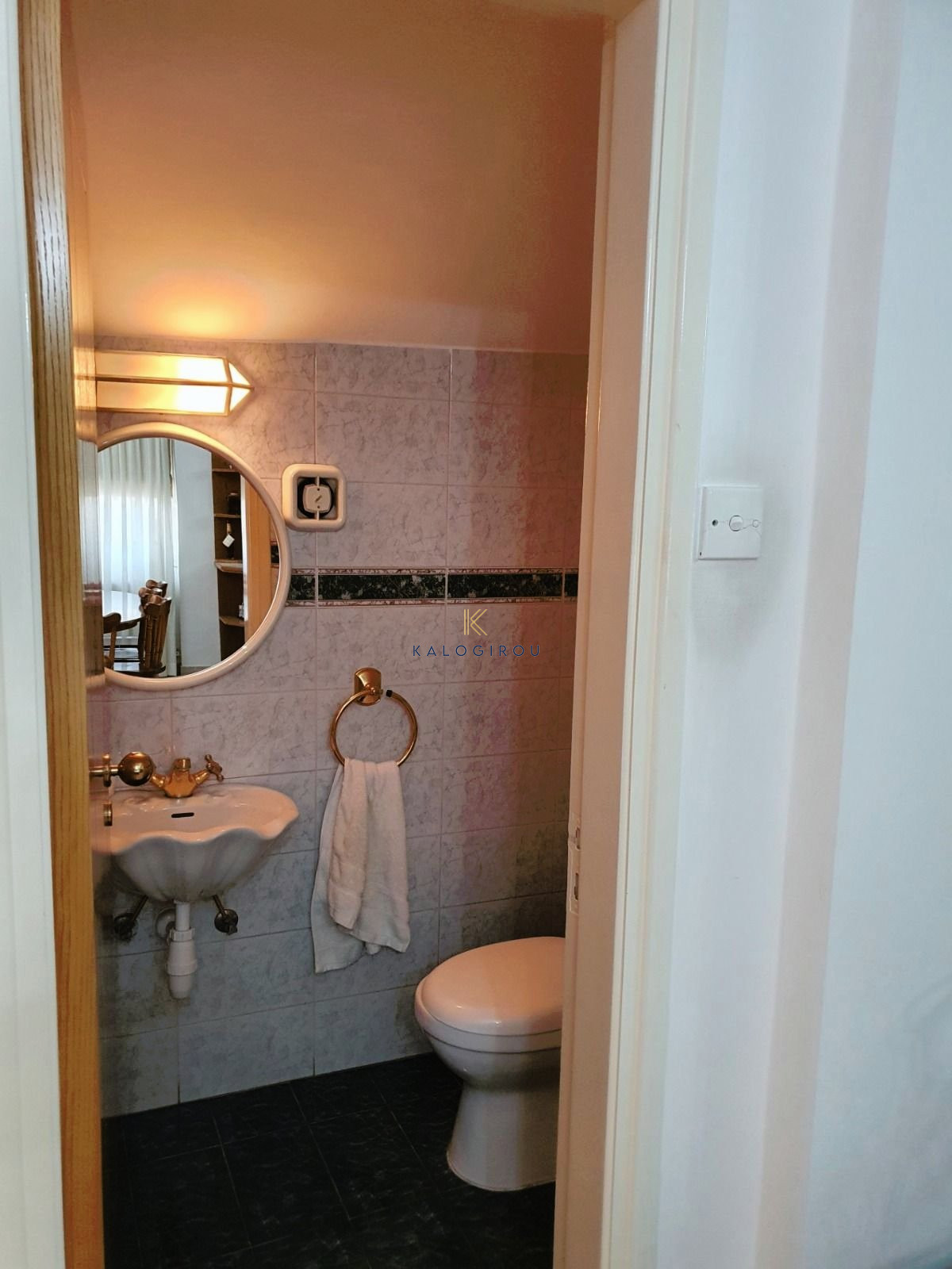 Duplex, Fully Furnished, 3-Bedroom Apartment for Rent in Chrysopolitissa Area