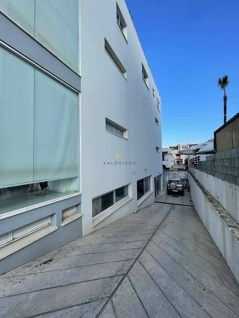 Other 800 m² for rent in McDonalds Drive Thru, Larnaca, Cyprus
