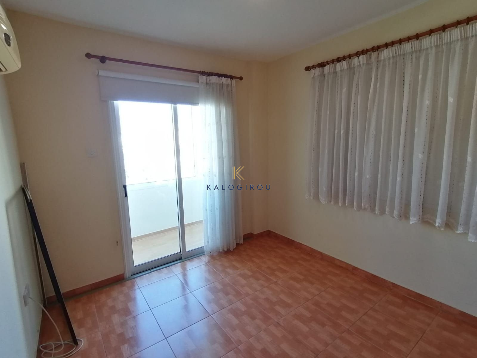 First Floor, Three Bedroom Apartment for Rent in Port area, Larnaca