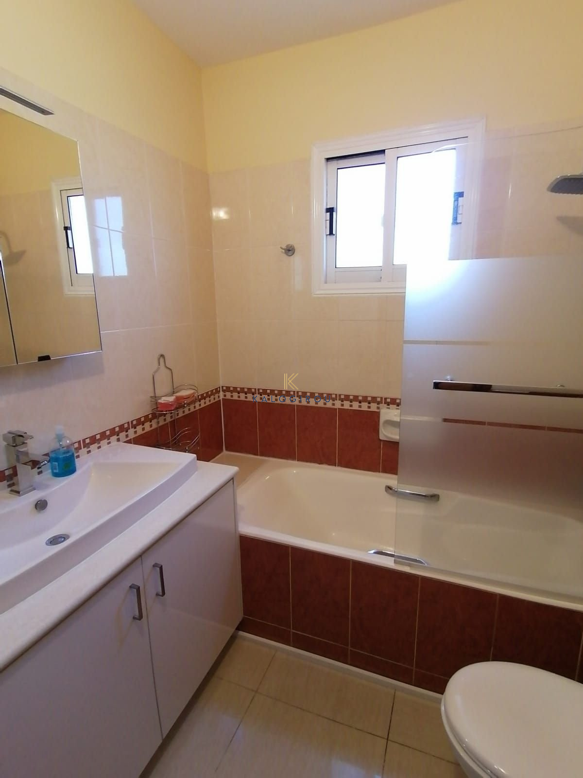 First Floor, Three Bedroom Apartment for Rent in Port area, Larnaca