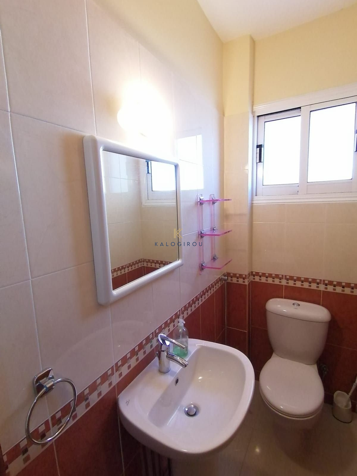 First Floor, Three Bedroom Apartment for Rent in Port area, Larnaca