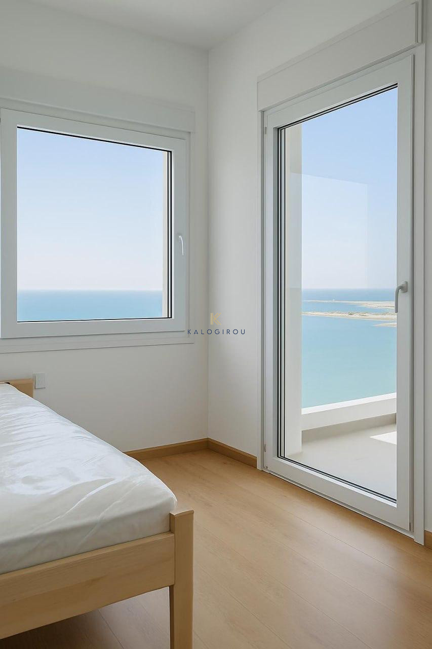 Sea view, Beach-front 2 bed flat for Rent in Makenzy area, Larnaca