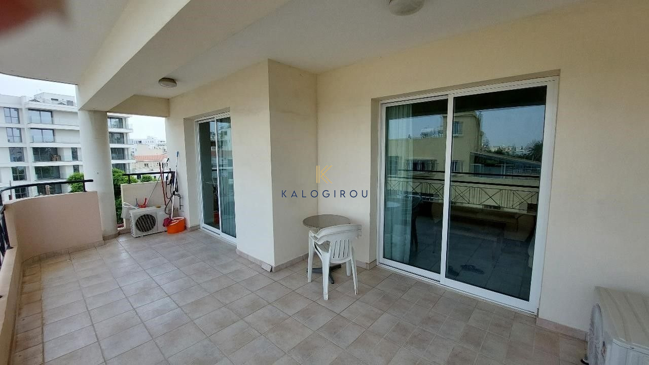 Large 3 bed 2 bath furnished apartment in American Academy