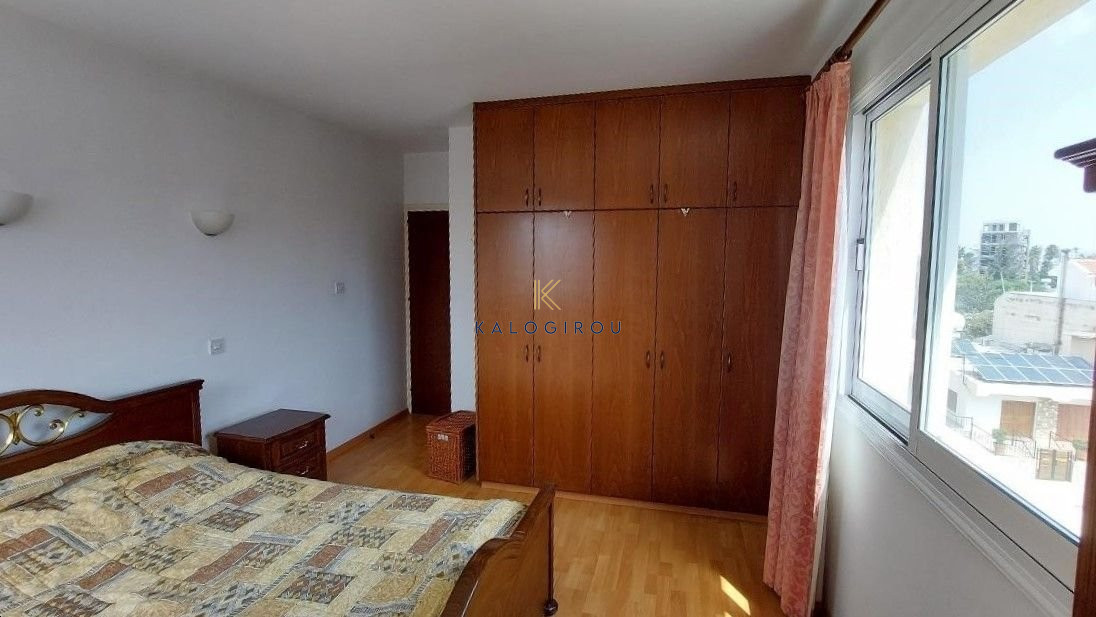 Large 3 bed 2 bath furnished apartment in American Academy