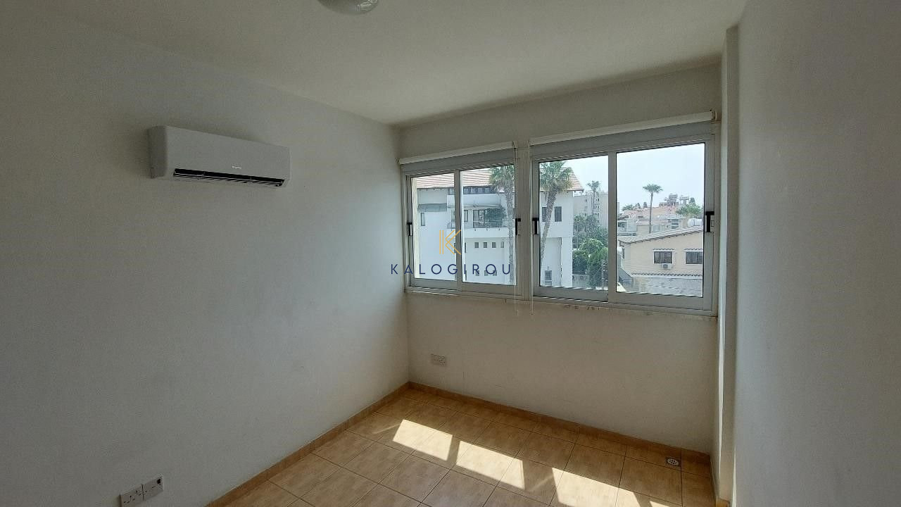 Large 3 bed 2 bath furnished apartment in American Academy
