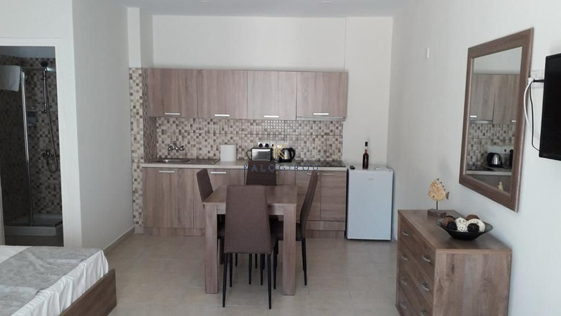 HoReCa 1294 m² for sale in Dekeleia, Larnaca, Cyprus