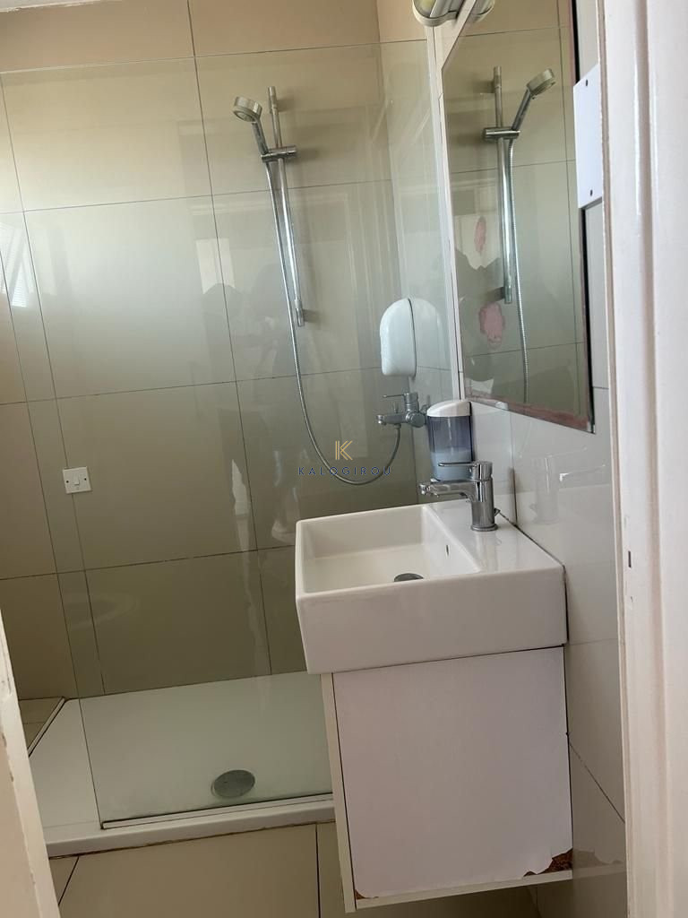 HoReCa 1294 m² for sale in Dekeleia, Larnaca, Cyprus