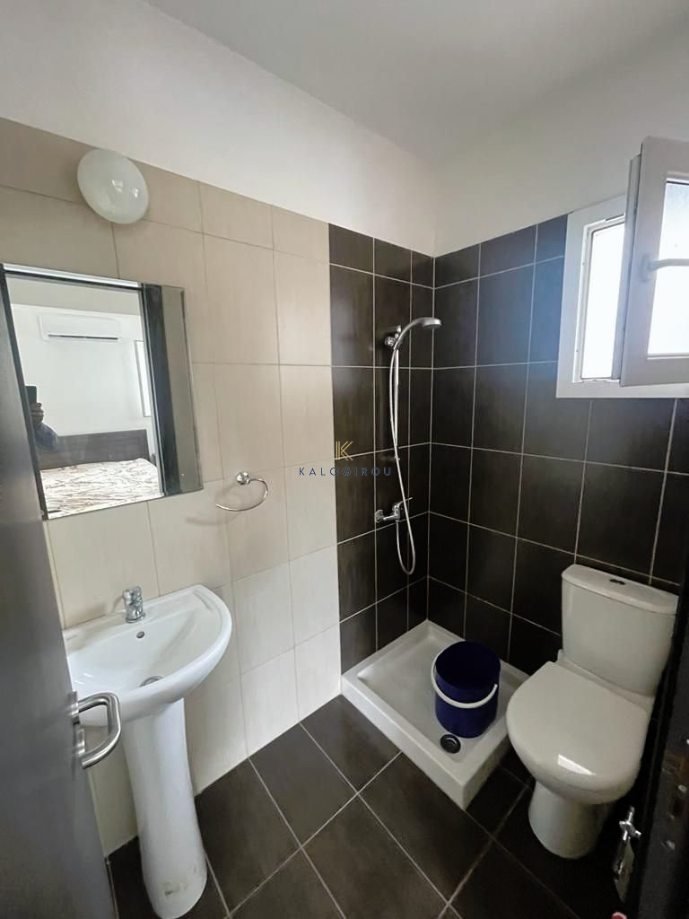Ground floor, 2-Bedroom Apartment in Larnaca center