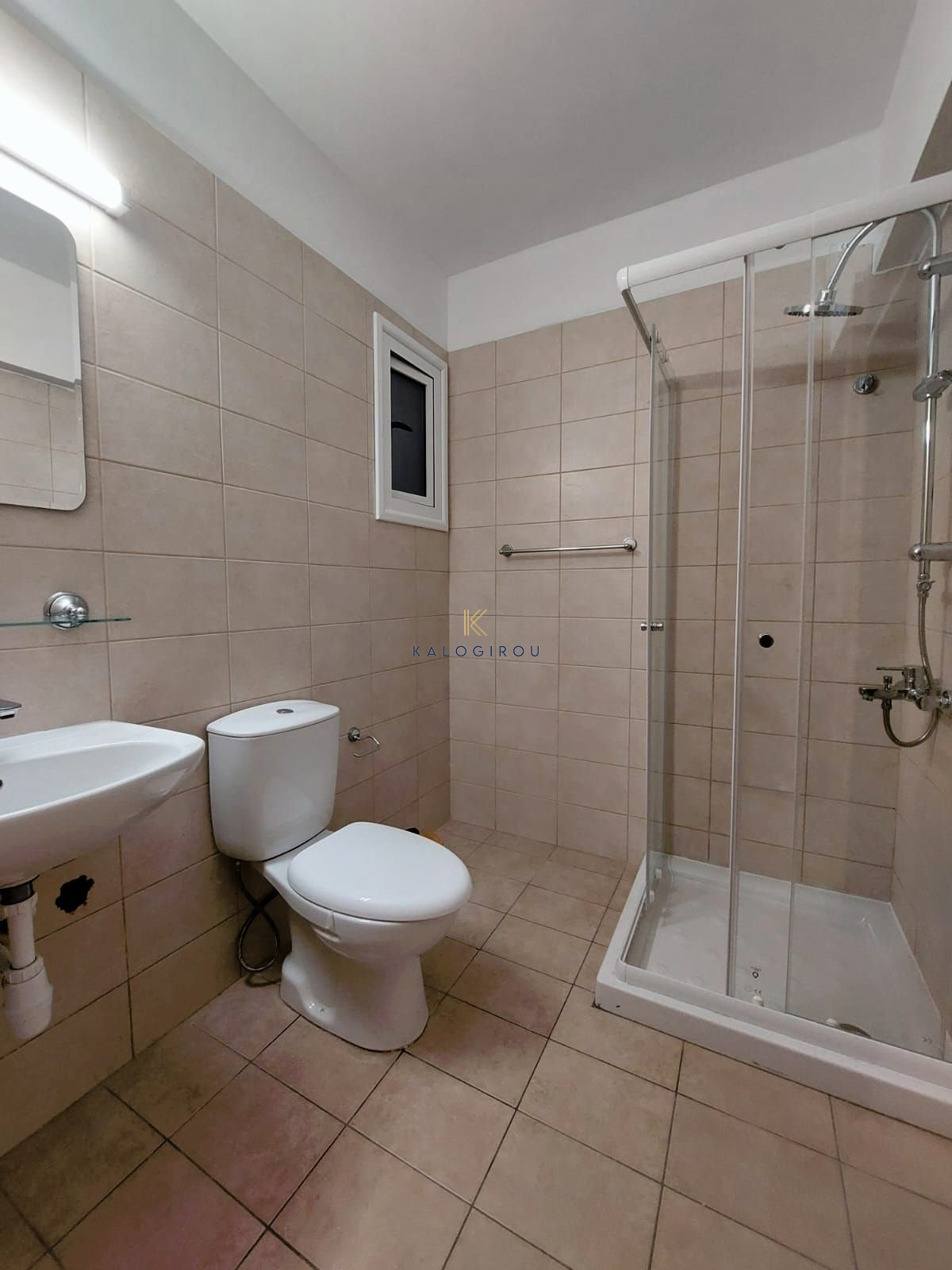 Top Floor Two-Bedroom Apartment with Roof Garden for Rent in Kiti area, Larnaca