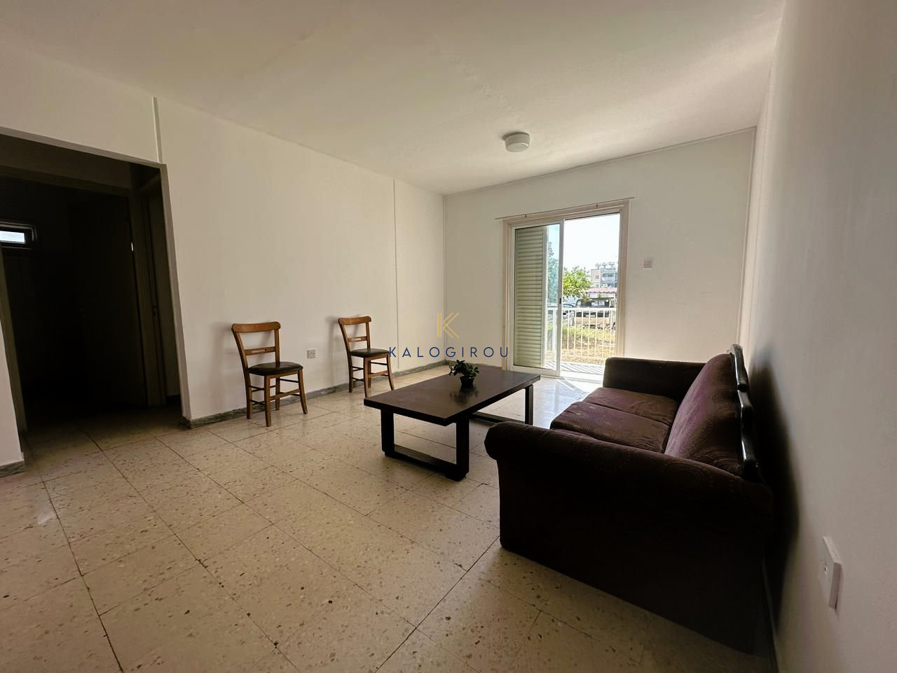 Ground Floor, 2 Bedroom Apartment for Rent in McDonalds Drive Thru area