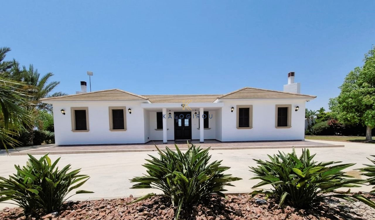 Fabulous 5 Bedroom Villa in Pervolia Larnaca