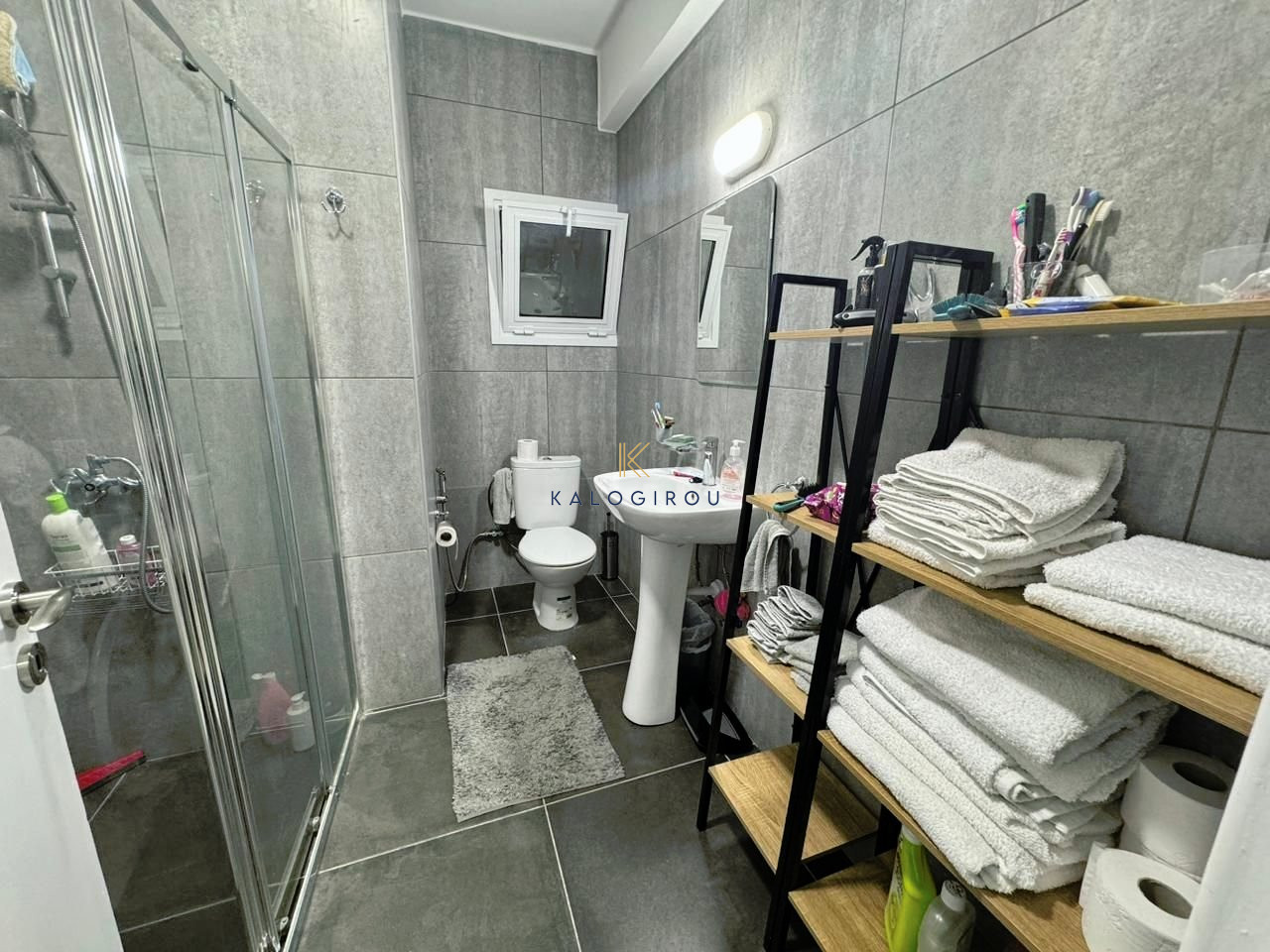 Fully Renovated, 2-bedroom apartment, for rent in Faneromeni Area, Larnaca