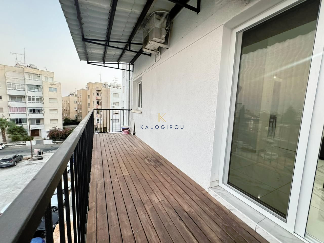 Fully Renovated, 2-bedroom apartment, for rent in Faneromeni Area, Larnaca