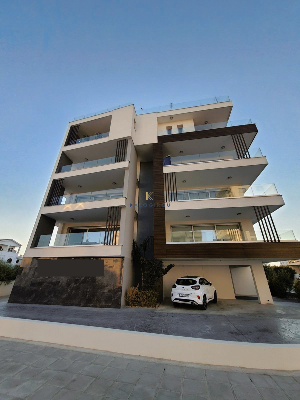 First Floor, Two Bedroom Apartment in New Marina area, Larnaca