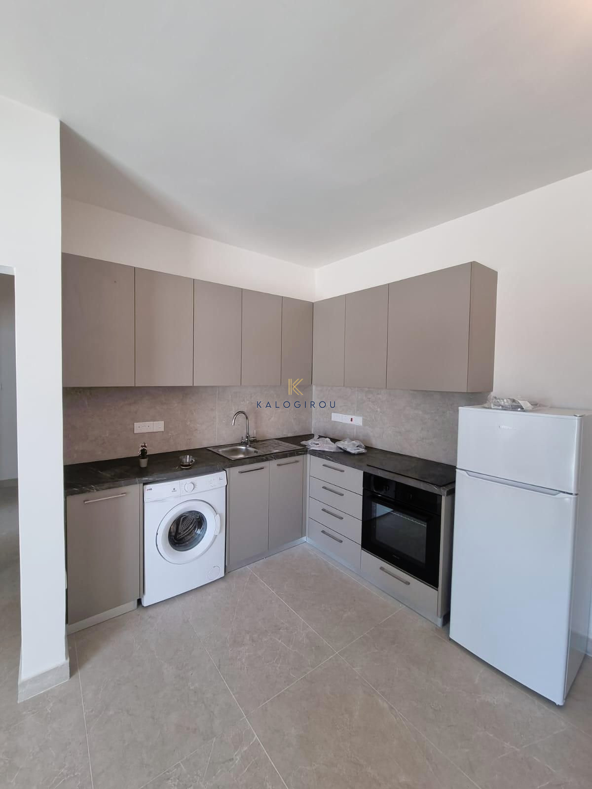 Cozy, Studio for Rent in Pervolia Area, Larnaca.