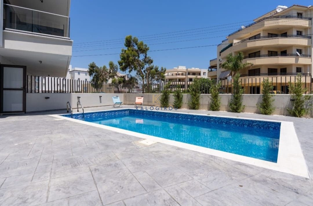 Amazing 3 Bedrooms Apartment with Swimming Pool in New Marina, Larnaca