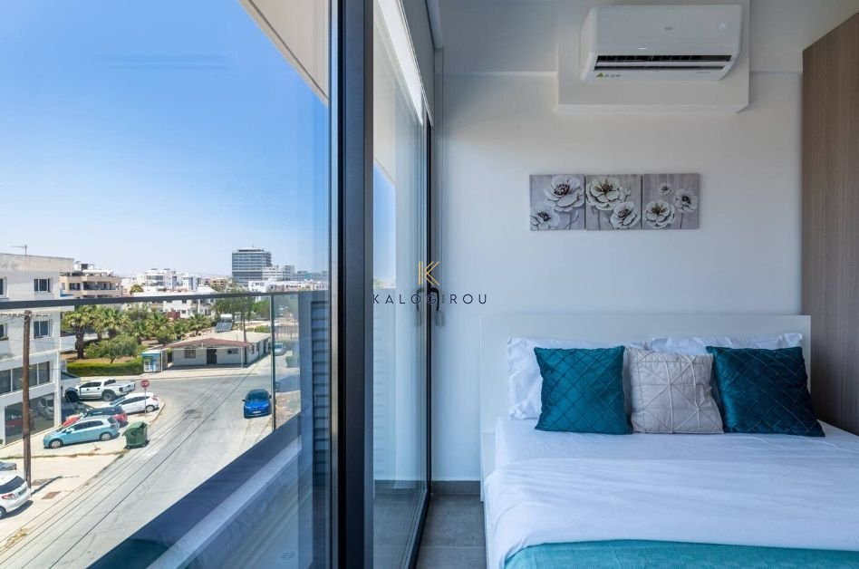 Amazing 3 Bedrooms Apartment with Swimming Pool in New Marina, Larnaca