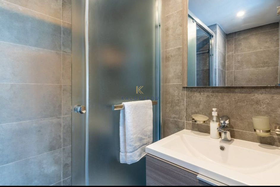 Amazing 3 Bedrooms Apartment with Swimming Pool in New Marina, Larnaca