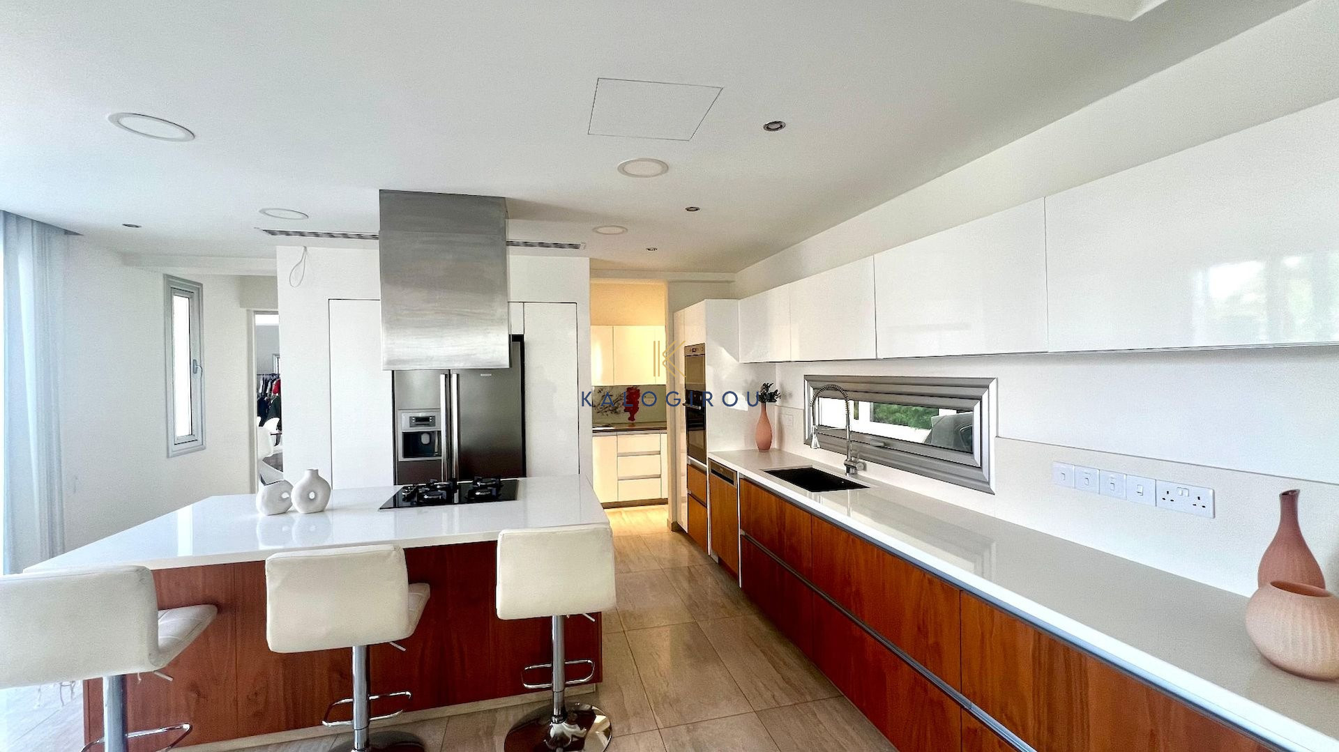 Luxury 5 Bedrooms Bedrooms house for rent in Livadia, Larnaca