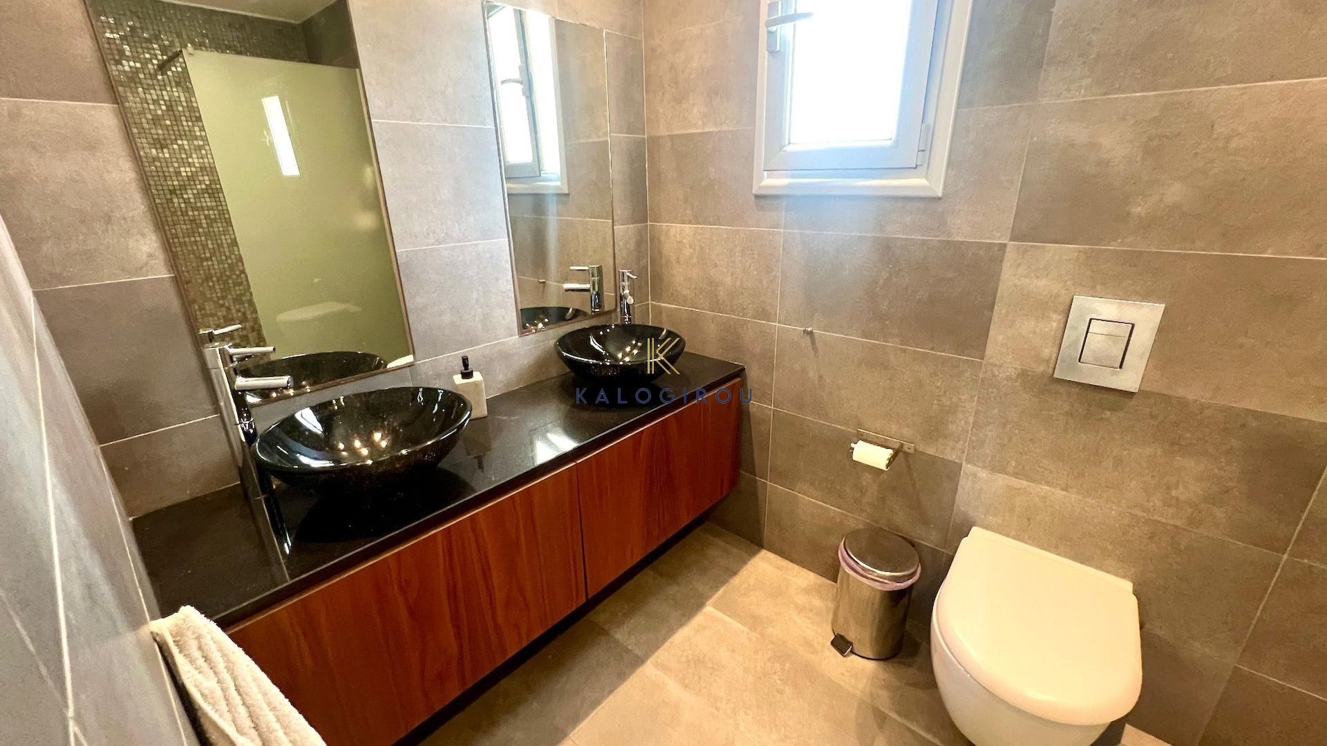 Luxury 5 Bedrooms Bedrooms house for rent in Livadia, Larnaca