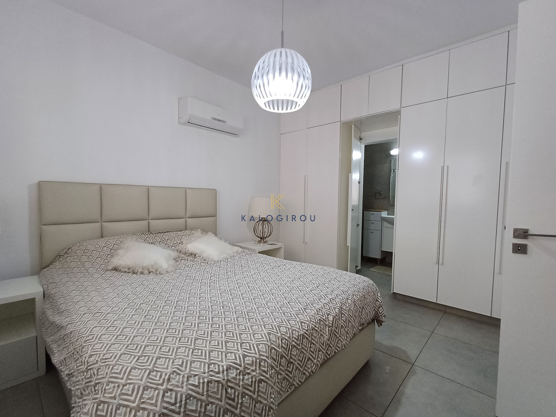 Modern, 2-Bed Apartment in an Excellent Condition for rent in Larnaca Port Area