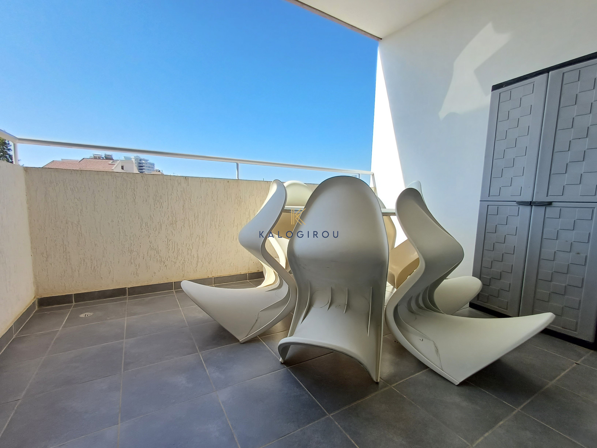 Modern, 2-Bed Apartment in an Excellent Condition for rent in Larnaca Port Area
