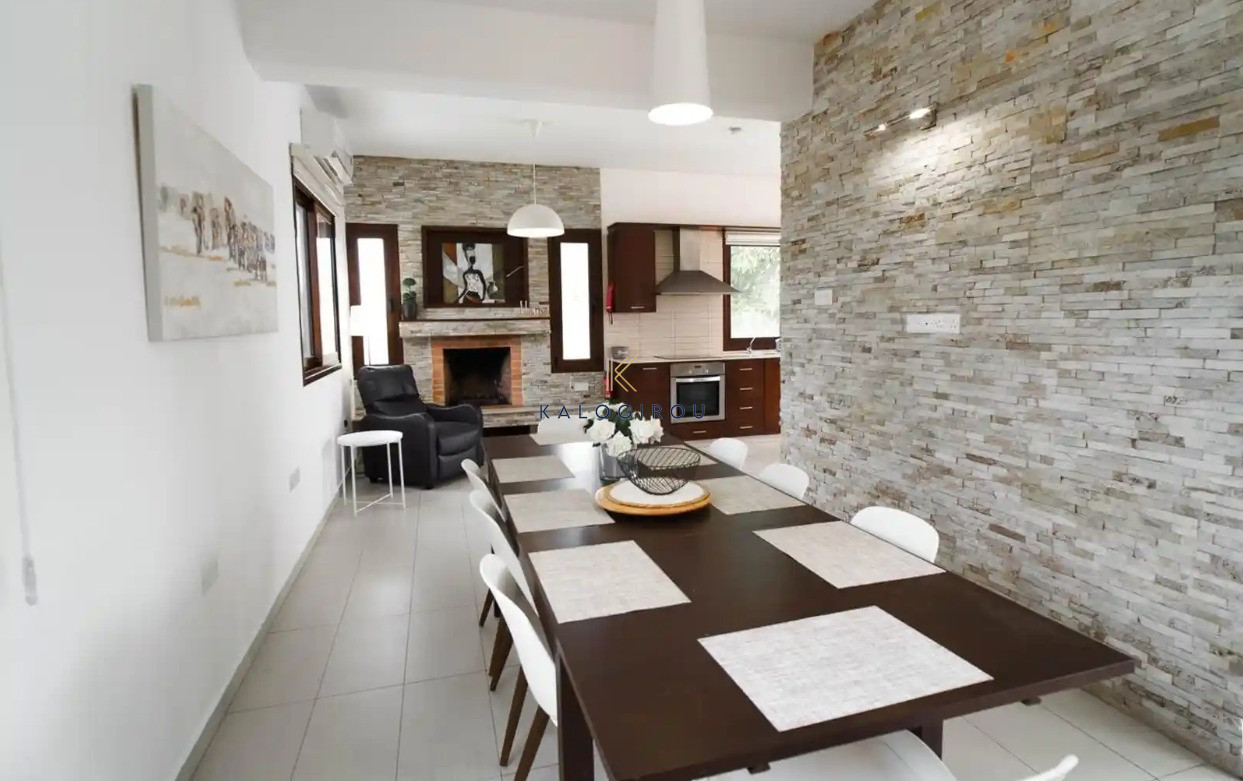 Spacious, 5 Bedroom Villa, with pool in Protaras area, Famagusta