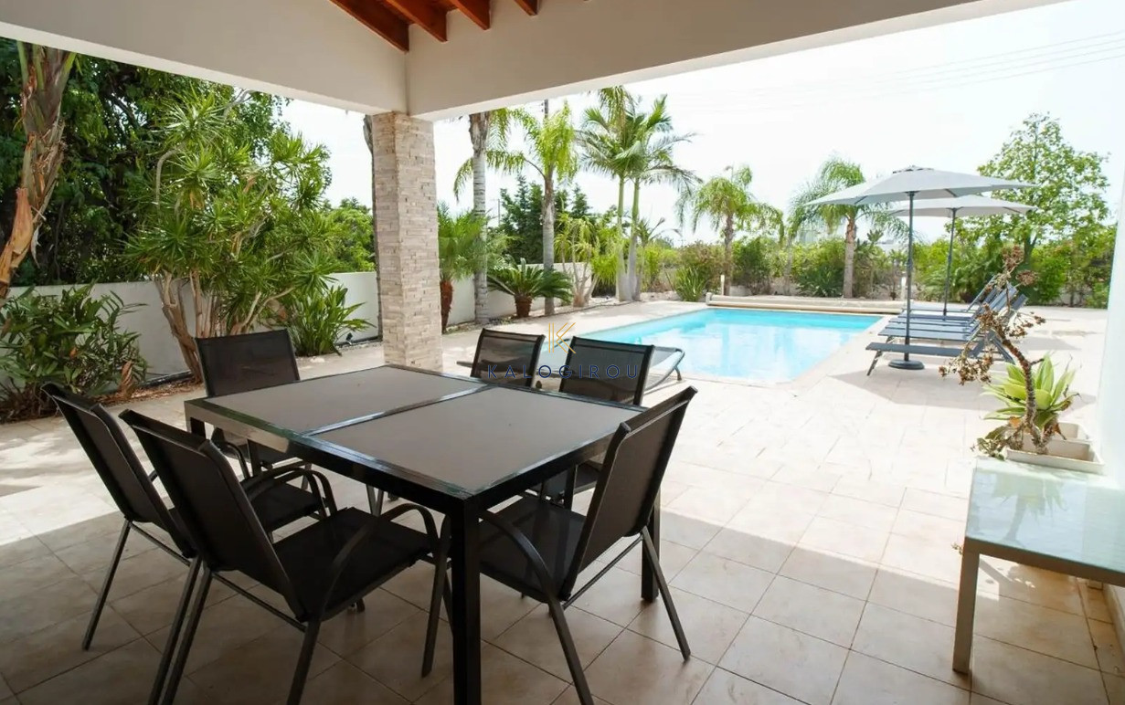 Spacious, 5 Bedroom Villa, with pool in Protaras area, Famagusta