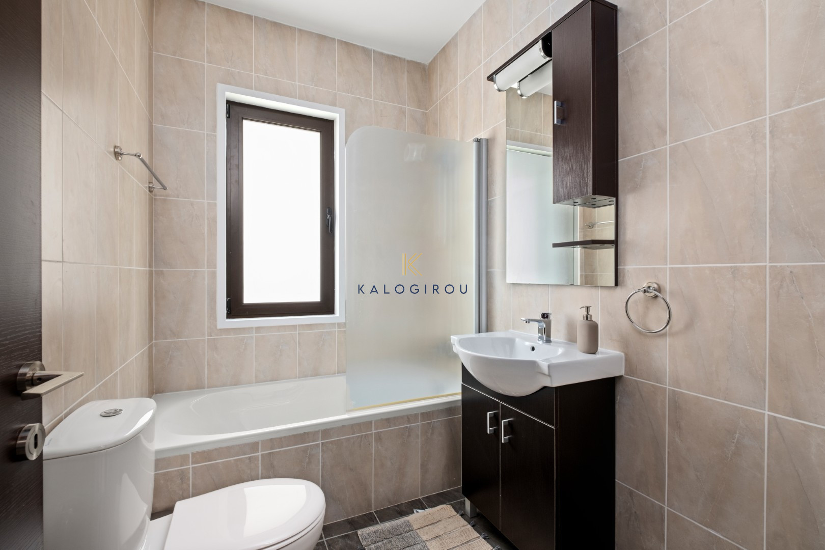Stylish, 2 Bedroom Flat with Common Pool for rent in Tersefanou area, Larnaca