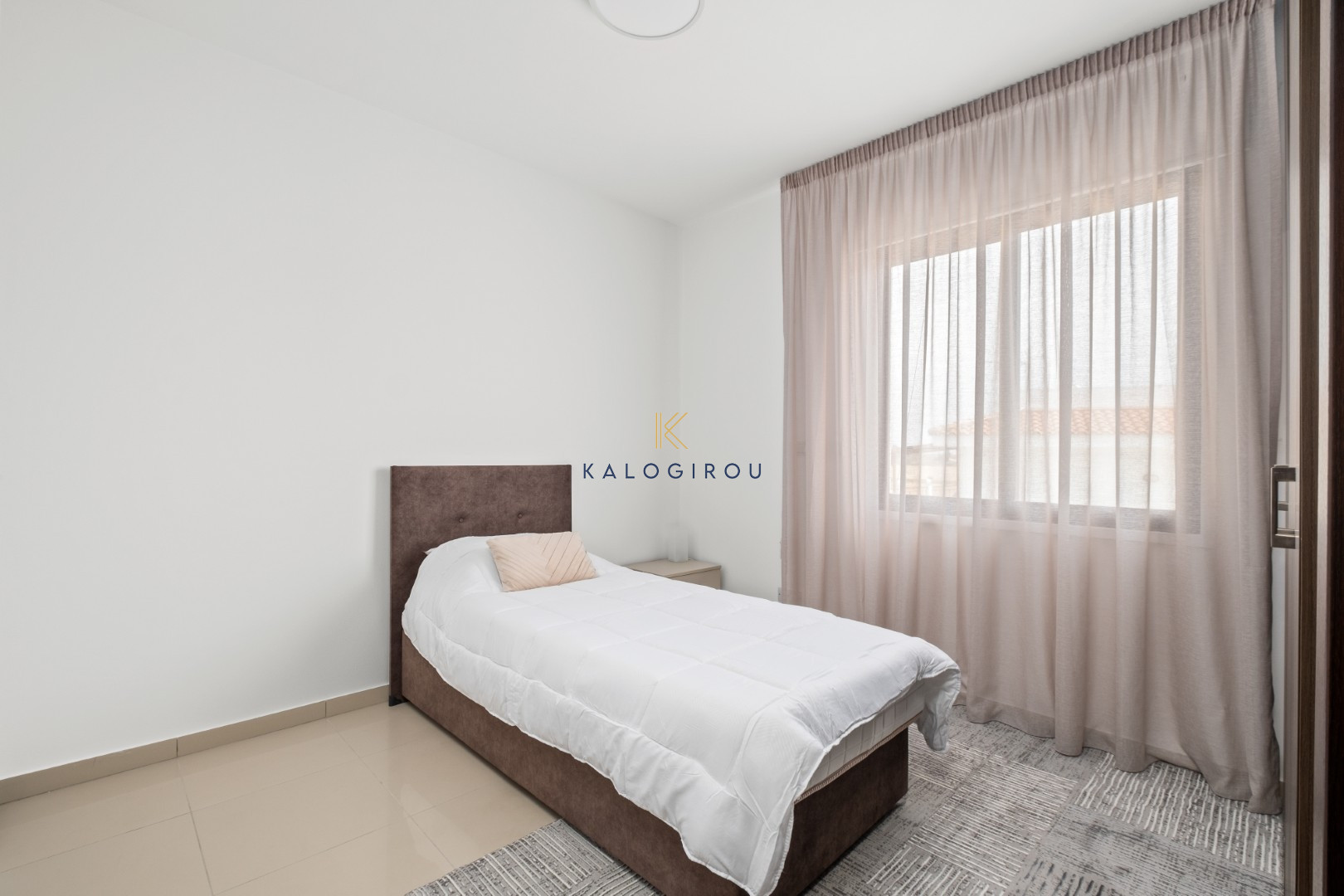 Stylish, 2 Bedroom Flat with Common Pool for rent in Tersefanou area, Larnaca