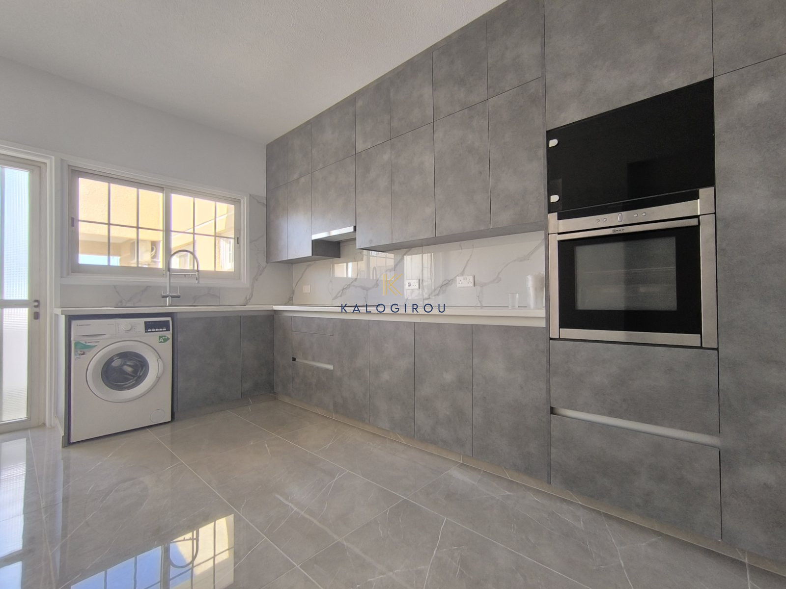 Renovated, Spacious, Three-Bedrooms Apartment in Mc Donalds Drive Thru area, Larnaca