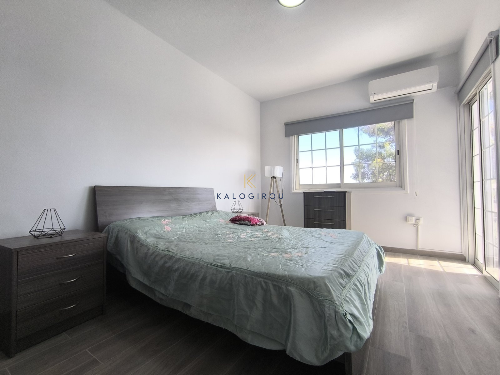 Renovated, Spacious, Three-Bedrooms Apartment in Mc Donalds Drive Thru area, Larnaca