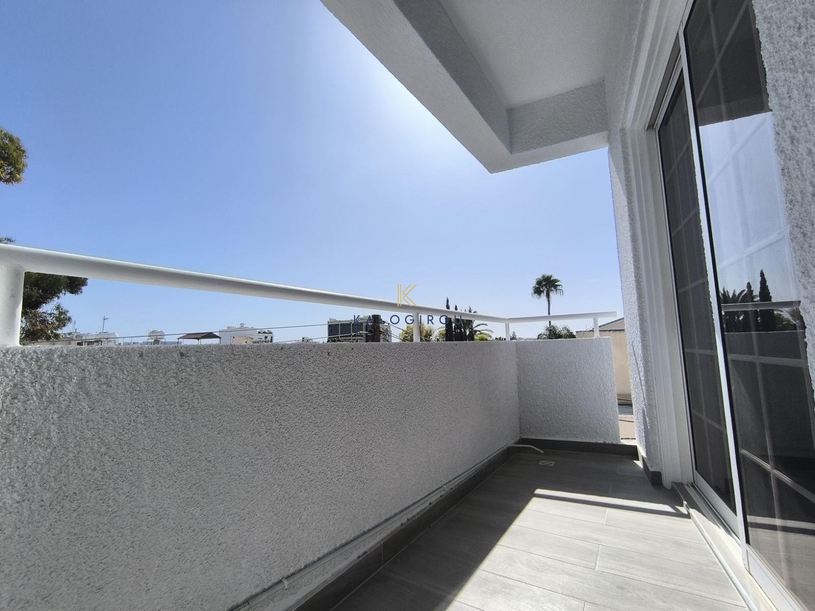 Renovated, Spacious, Three-Bedrooms Apartment in Mc Donalds Drive Thru area, Larnaca