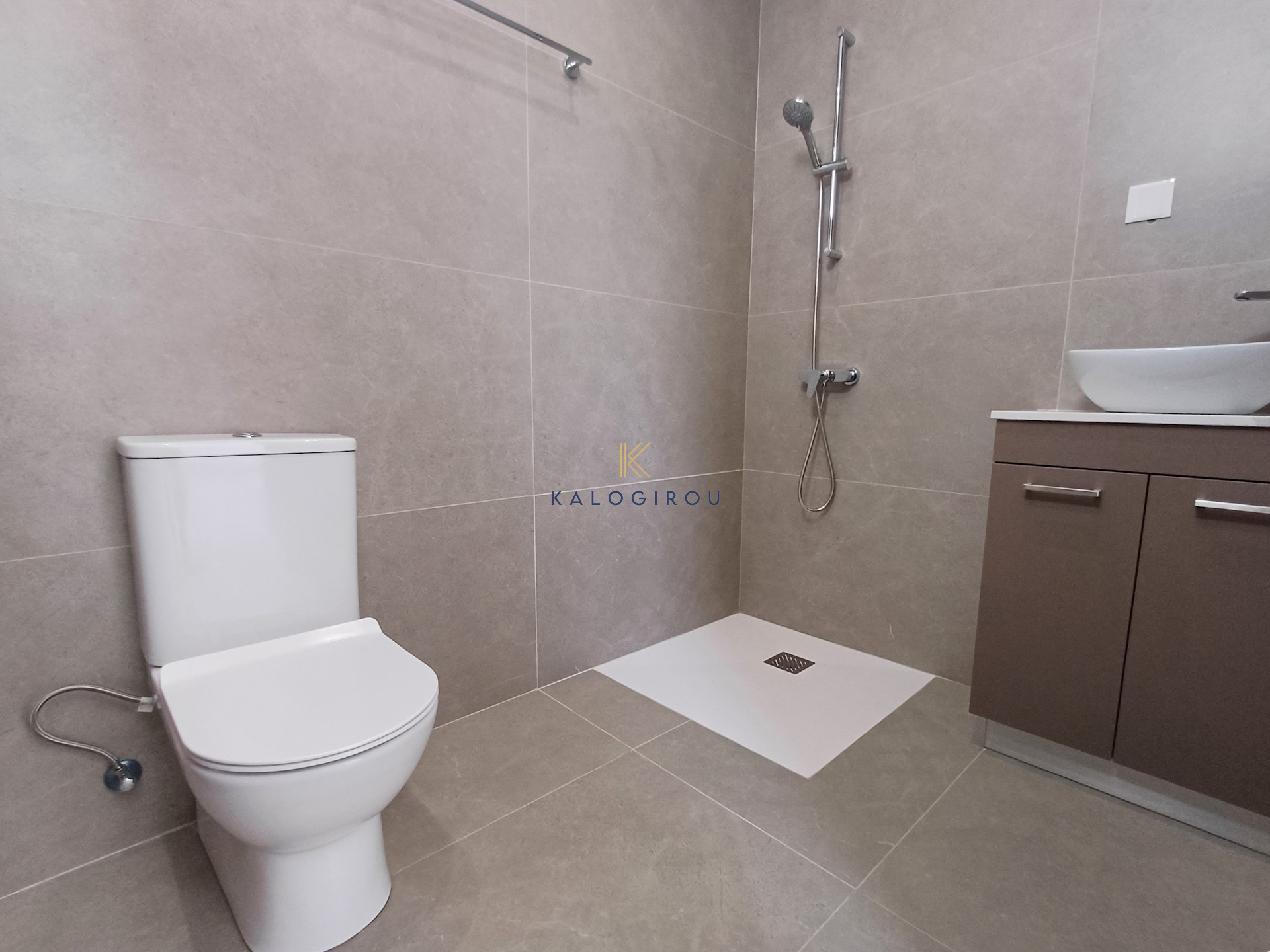 Brand New, 2 Bed Modern Apartment for Rent in Livadia area of Larnaca