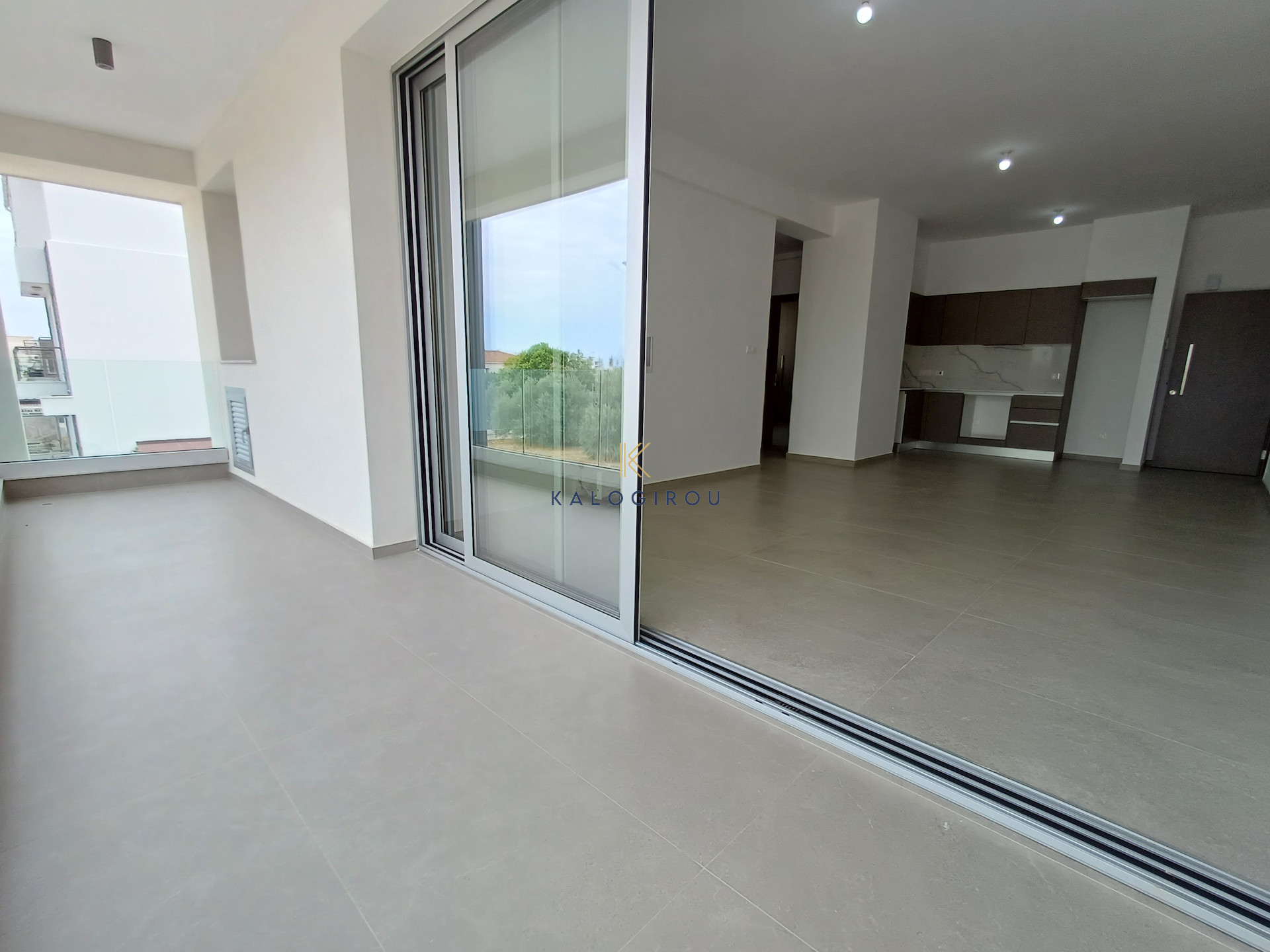 Brand New, 2 Bed Modern Apartment for Rent in Livadia area of Larnaca
