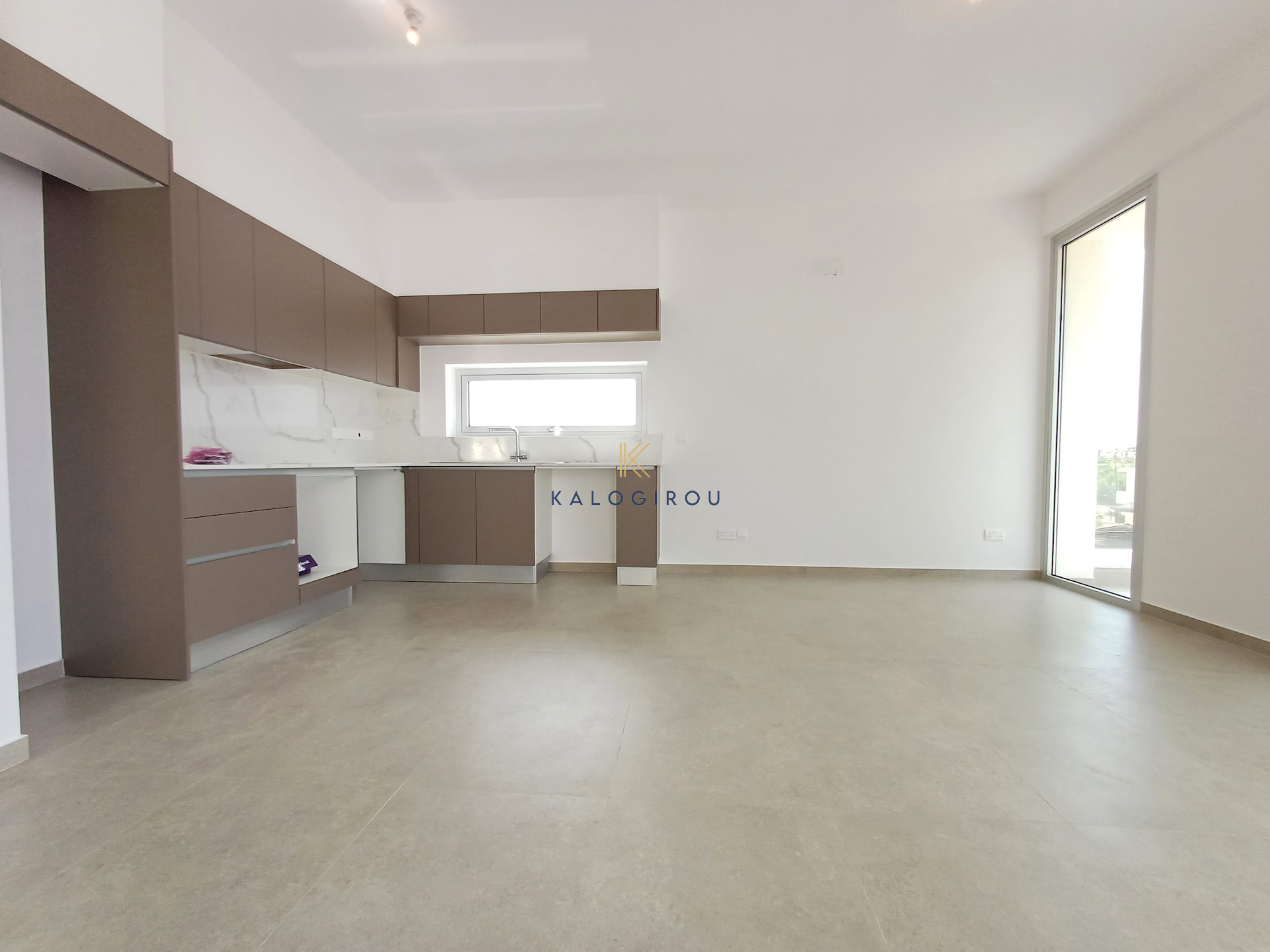 Brand New, 2 Bed Top-Floor Apartment for Rent in Livadia area of Larnaca