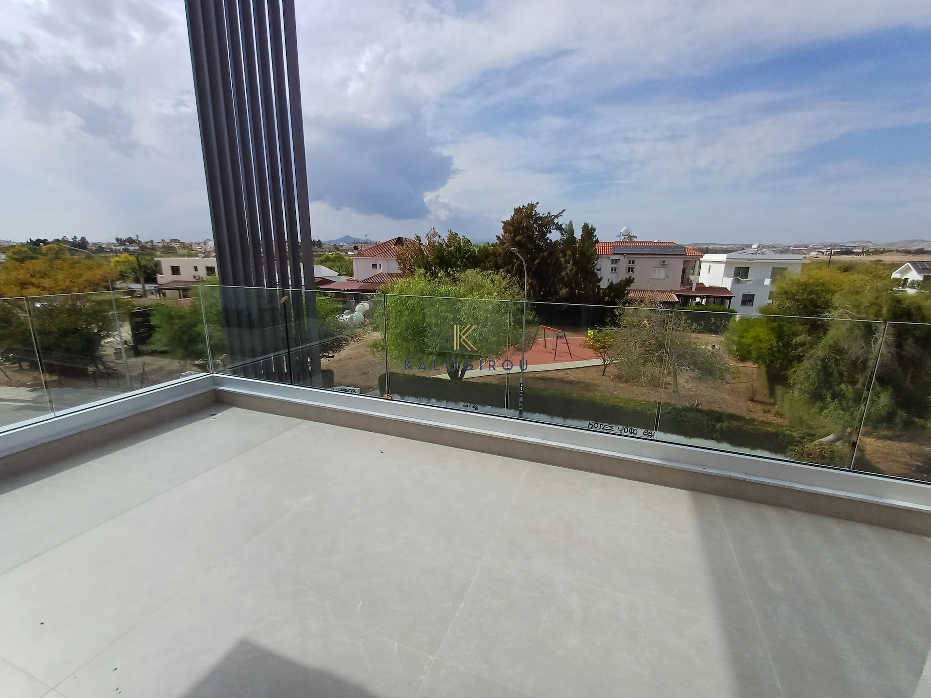 Brand New, 2 Bed Top-Floor Apartment for Rent in Livadia area of Larnaca