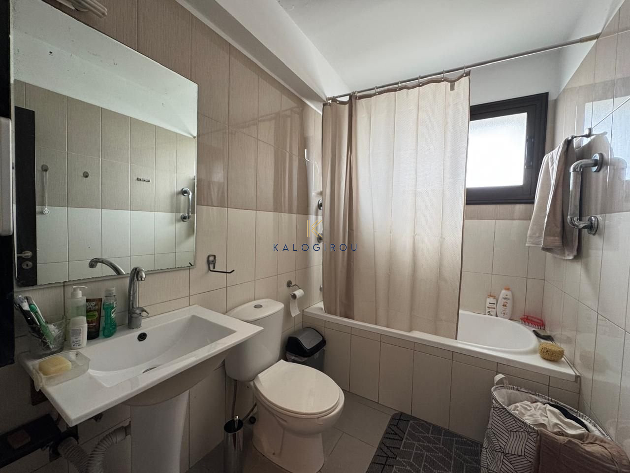 Sea View, Two Bedroom Apartment for Rent in Makenzy Area