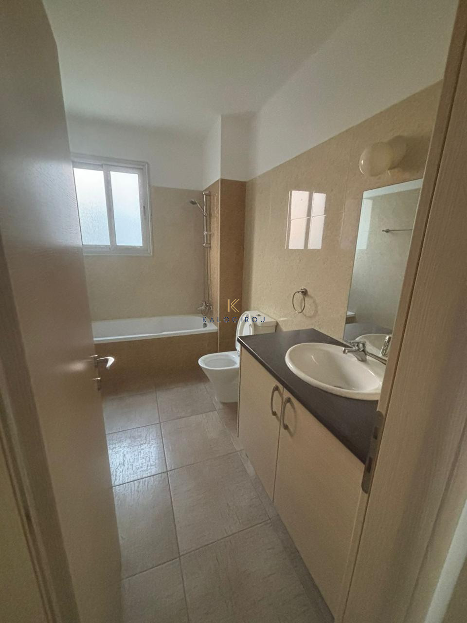 Nice, Two Bedroom Apartment for rent in Mall Area, Larnaca.