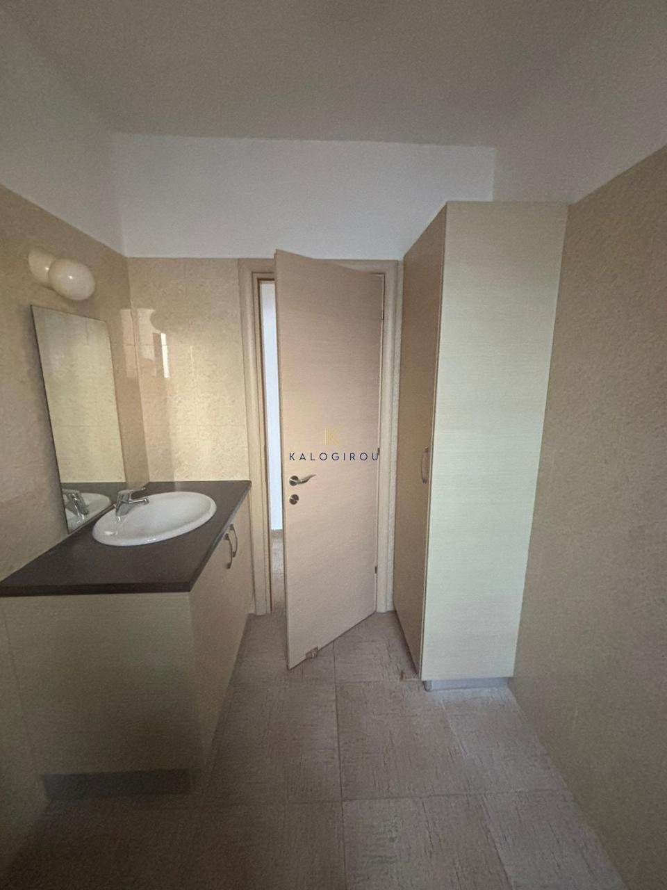 Nice, Two Bedroom Apartment for rent in Mall Area, Larnaca.