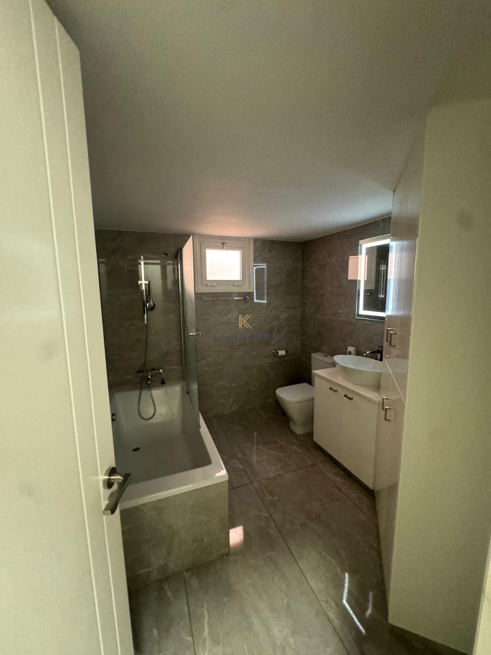 Ground Floor, 3-Bedroom House for rent in McDonalds Drive Thru area, Larnaca.