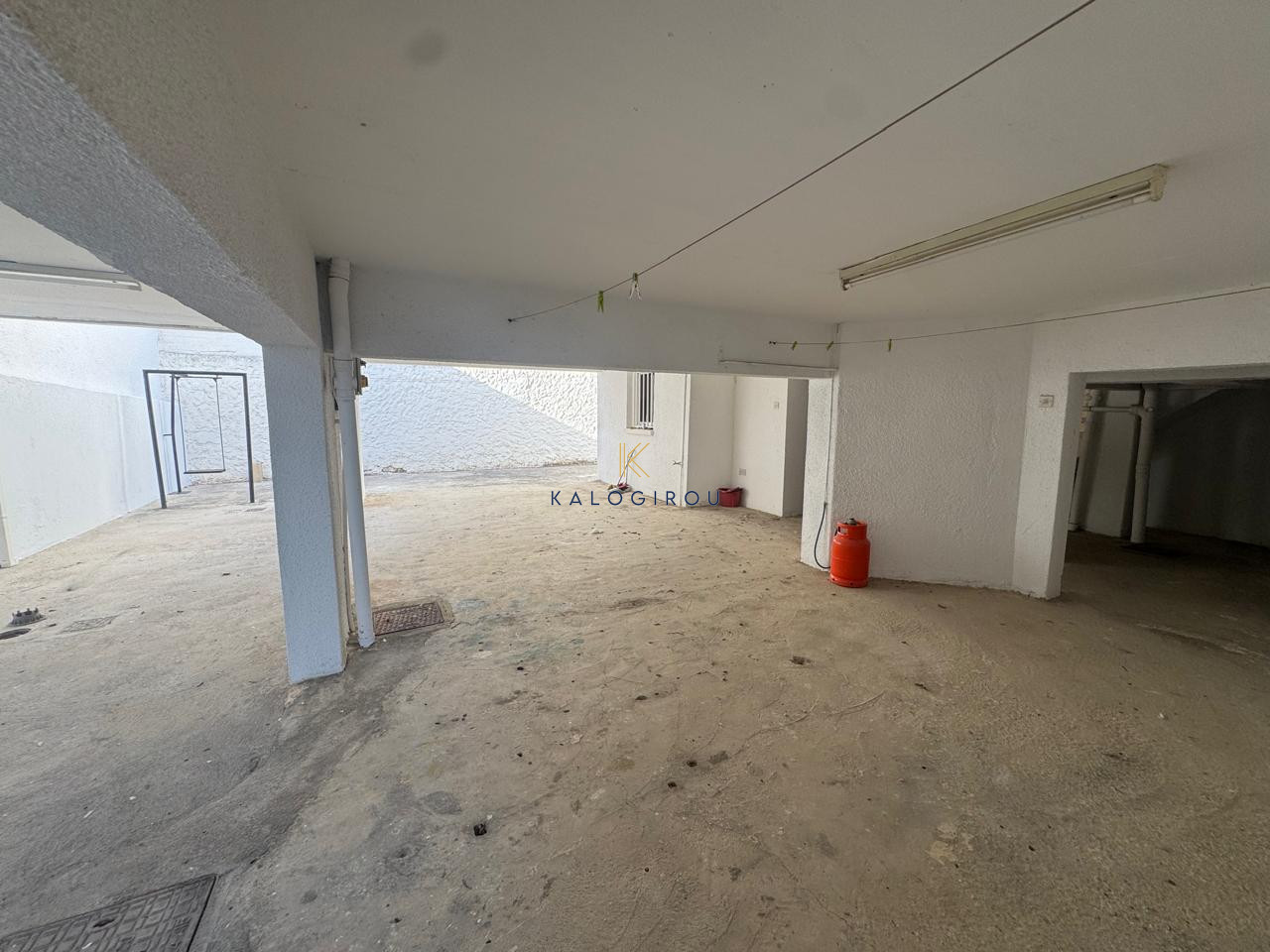 Ground Floor, 3-Bedroom House for rent in McDonalds Drive Thru area, Larnaca.